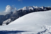 23 Vista in Resegone preceduto dalla Costa del Palio